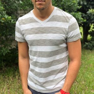 American Eagle V-Neck Tee Grey Striped